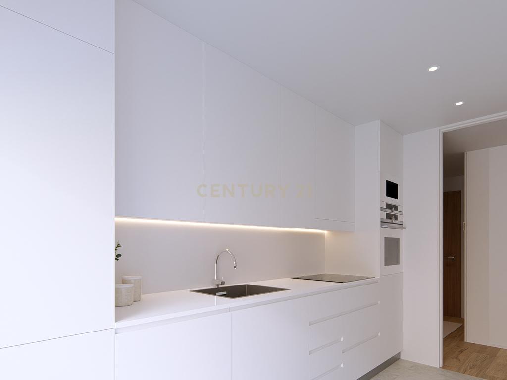 Condomínio do Sobreiro | T2 com 100m2 em Matosinhos, Senhora da Hora, junto ao Metro - Image 3