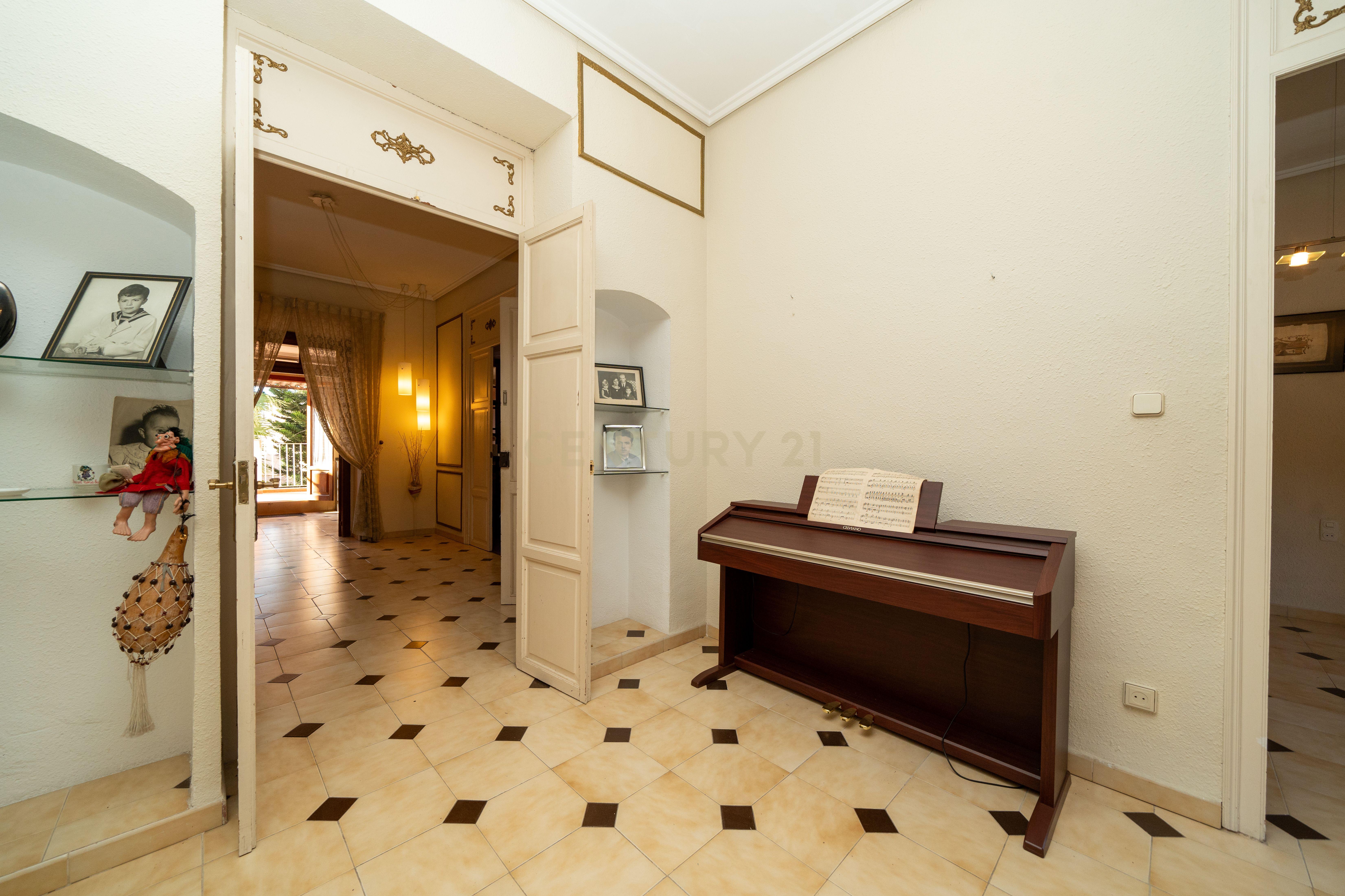Beeindruckendes historisches zweigeschossiges Haus im Herzen von Bétera - Image 32