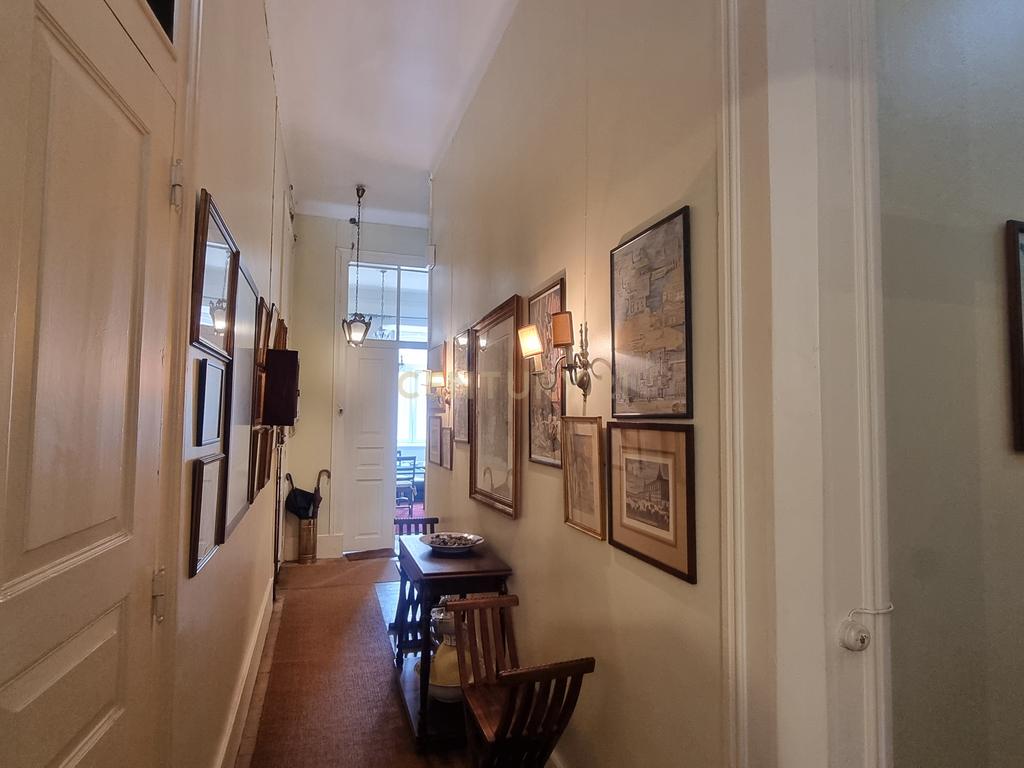 Apartamento Pombalino de Charme com 8 Assoalhadas – Av. Almirante Reis, Lisboa - Image 14