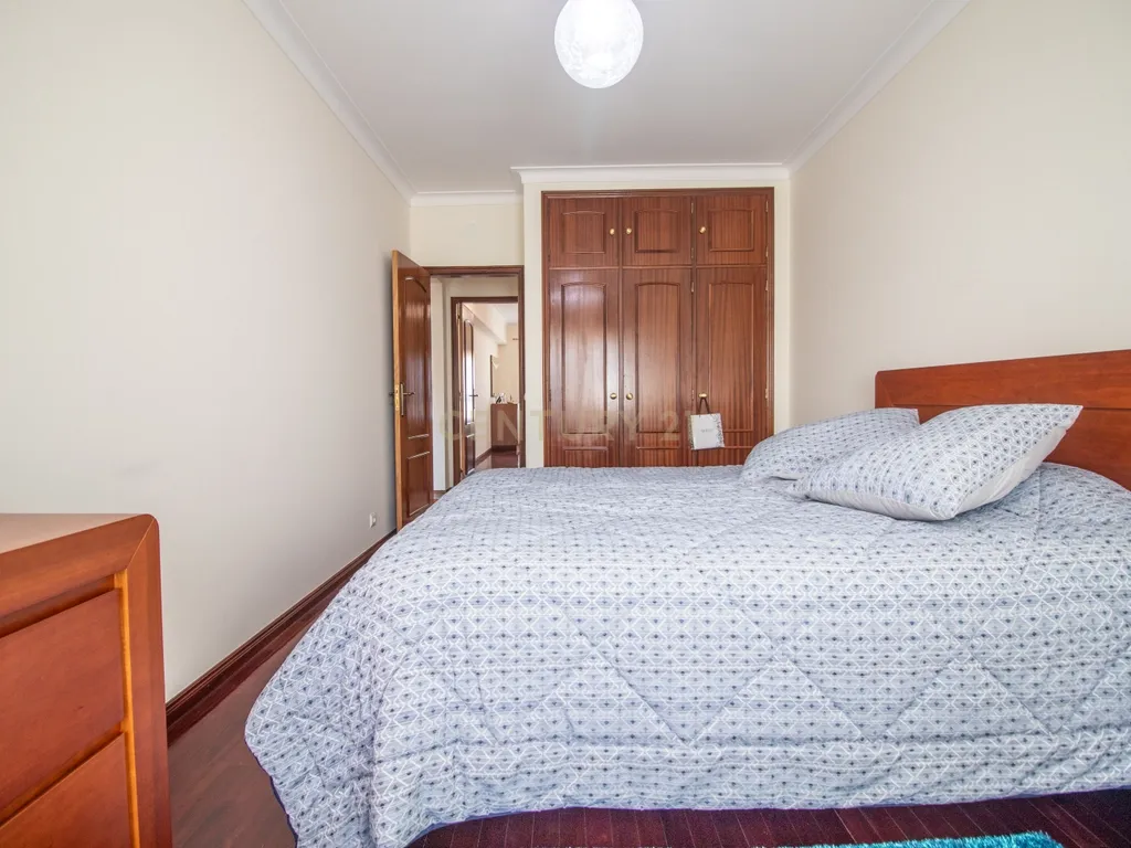 Apartamento T3 como novo, garagem privada, Chã, Tavarede, Figueira da Foz - Image 32