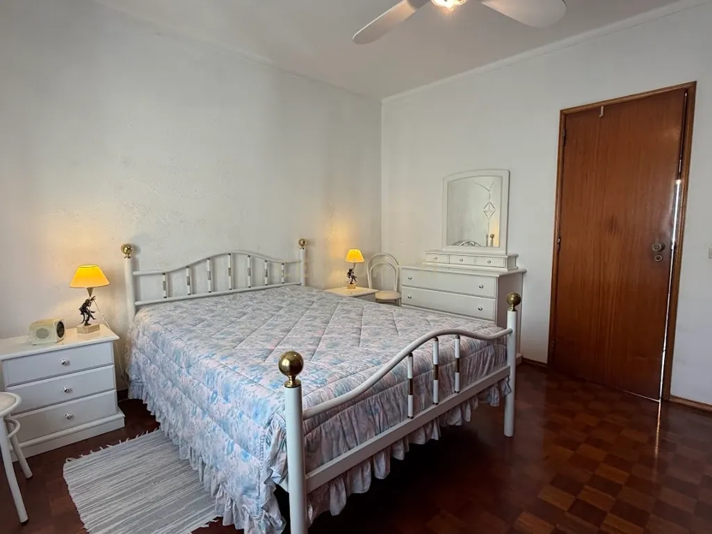 Moradia T2 + 1 no Centro de Portimão | Garagem 55 m² | Potencial + Proximidade às Praias - Image 27