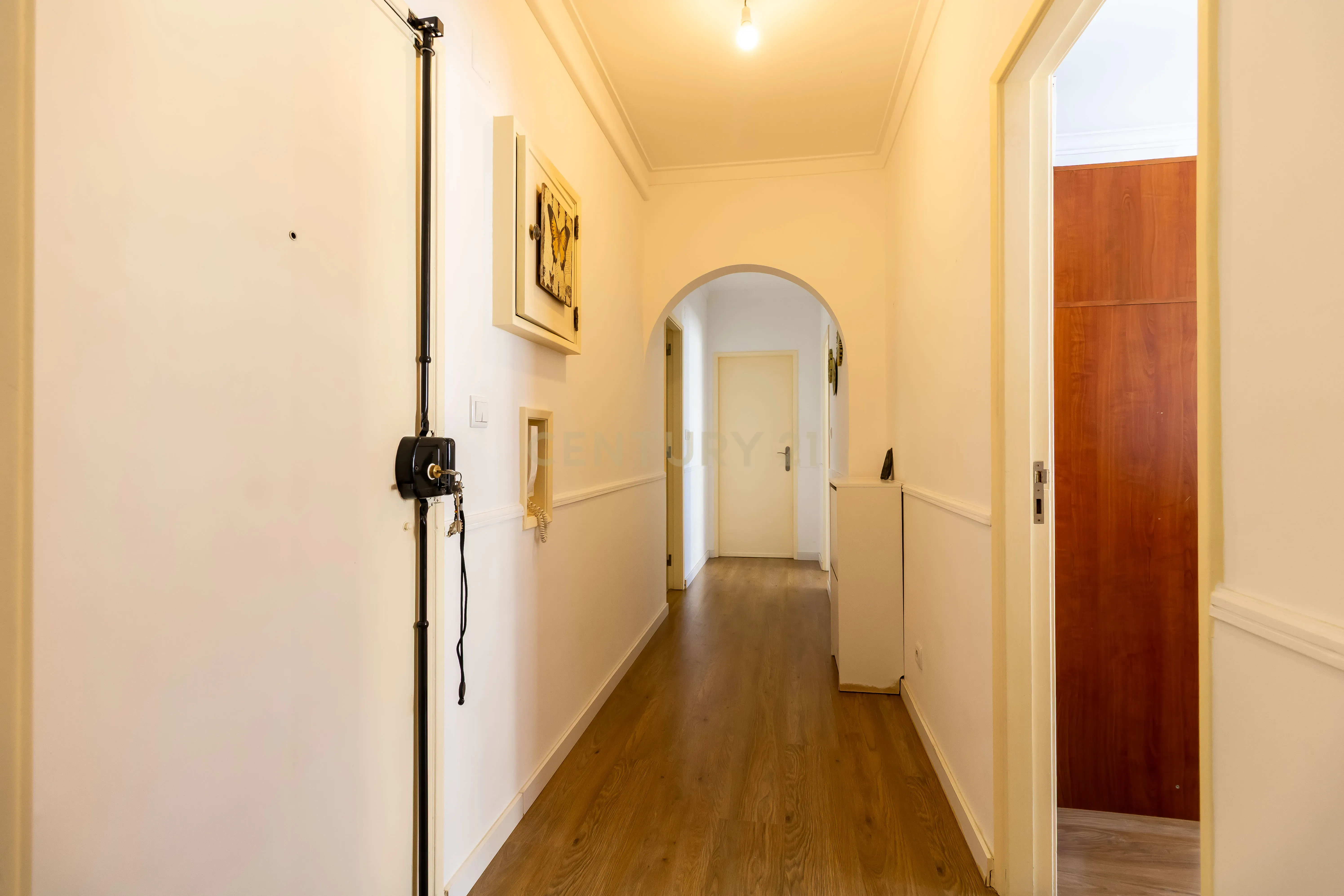 Fotografia 6 de T2 em Agualva-Cacém | 4.º andar com elevador | Excelente localização | Ideal para habitação ou investimento