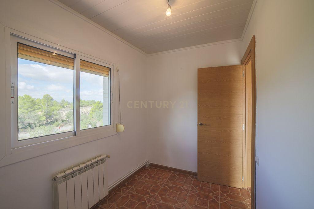 undefined - Image 33
