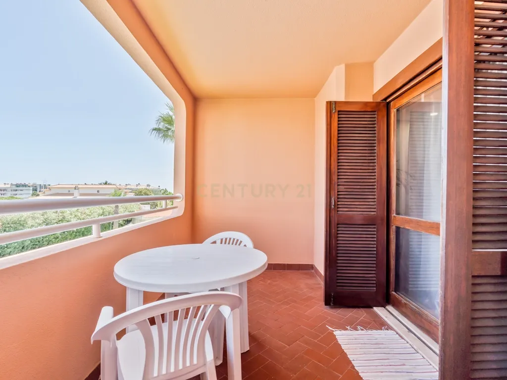 T1 com varanda virada para o jardim e piscina | Quinta da Bela Vista, Albufeira - Image 17