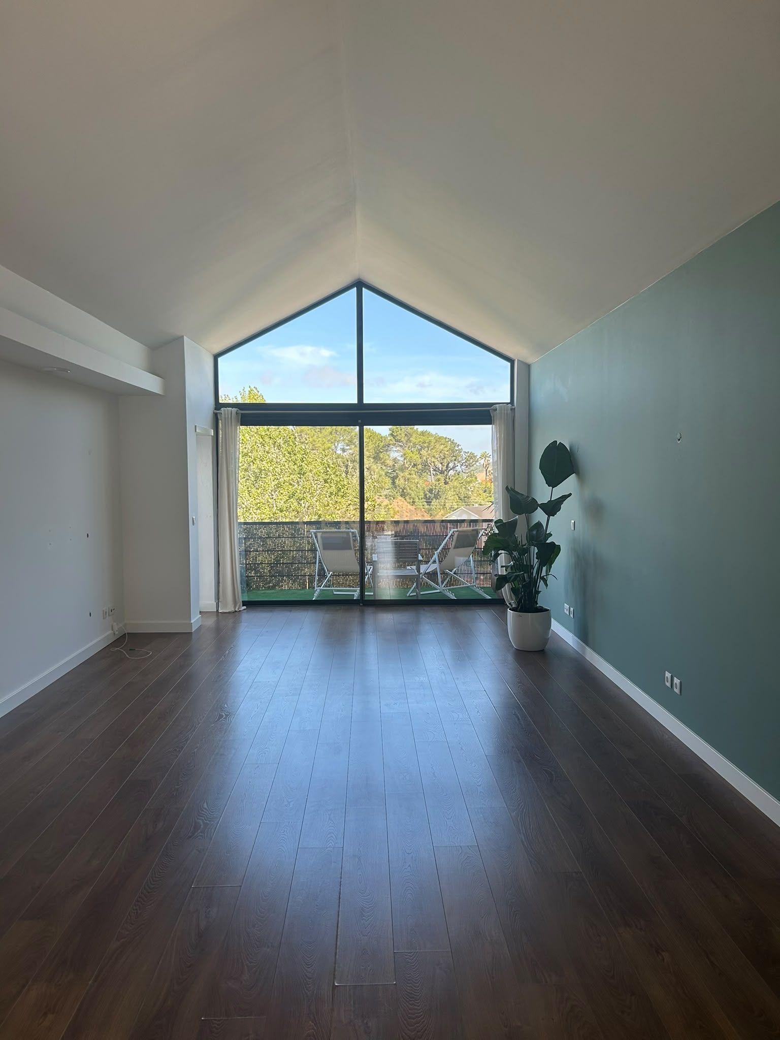 Apartamento T2 em Turcifal, €335.000