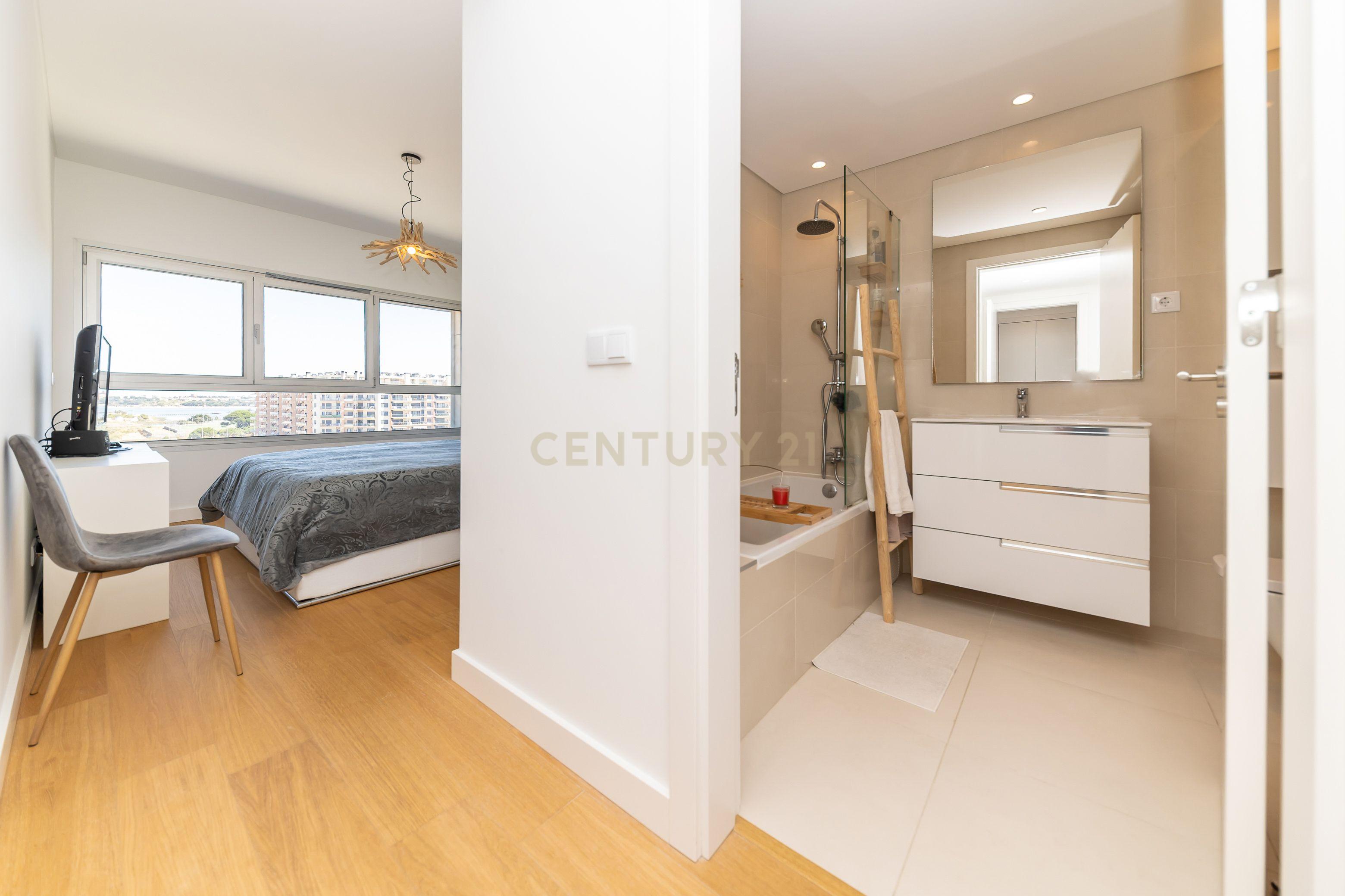 Apartamento T3 em Condomínio de Luxo - One River, Seixal - Image 23