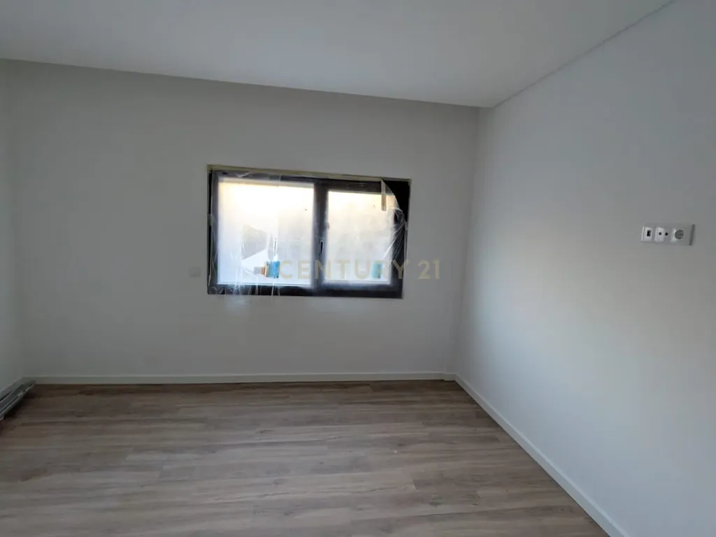 ApartamentoT2 | Campanhã | Próximo Metro - Image 11