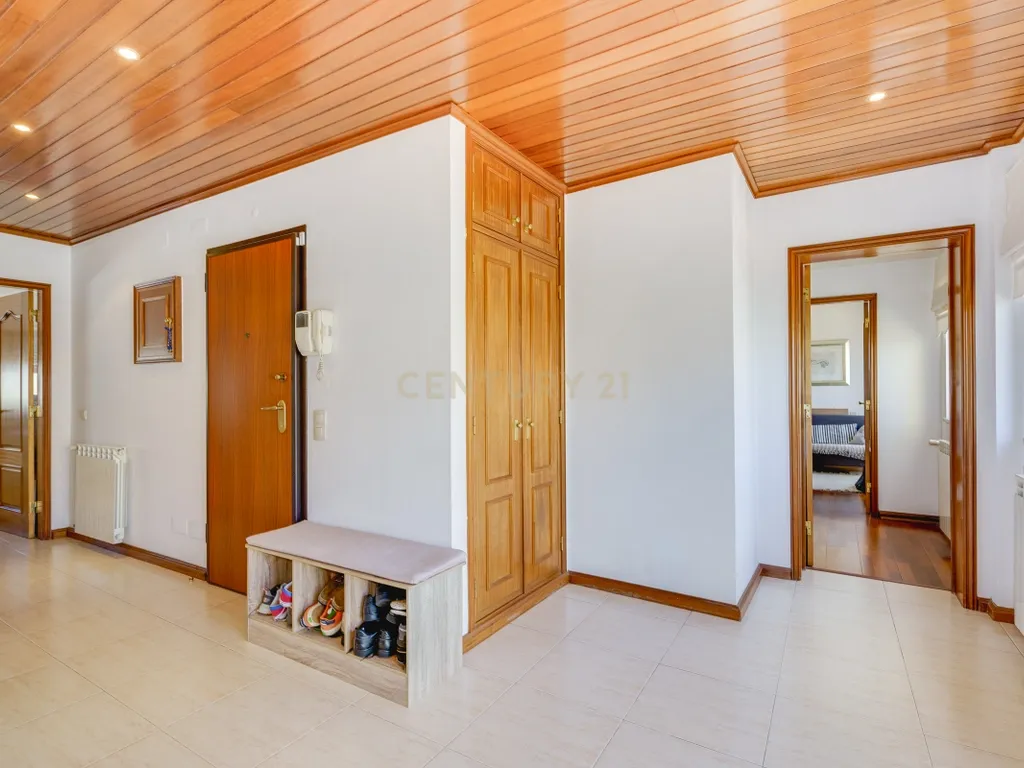 Apartamento T4 | Para Venda | Jardins da Aguilha – São Domingos de Rana | 3º Andar com elevador| 190m² | Garagem | Cascais - Image 32