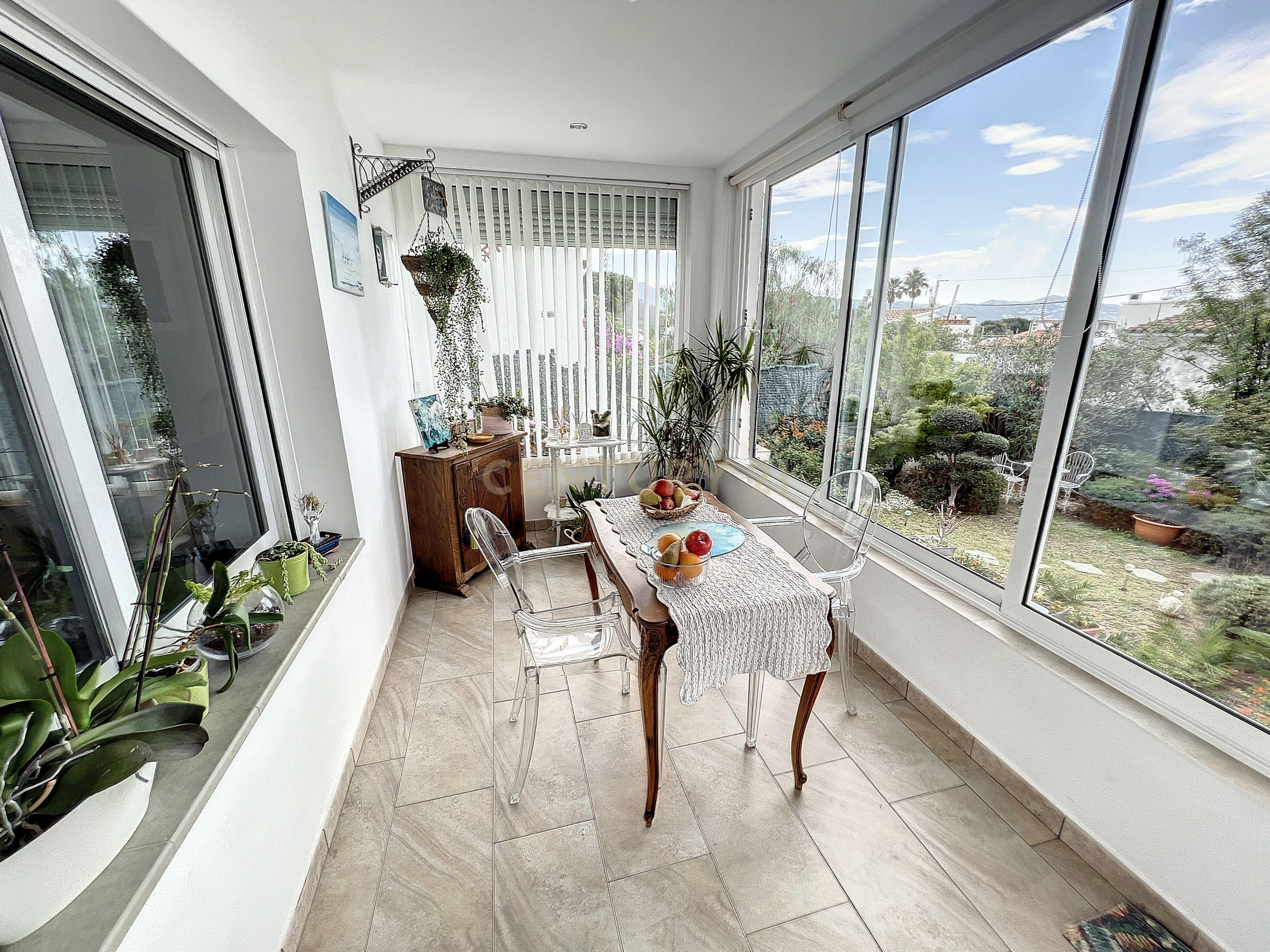 MORADIA T3 EM ROSAS, RENOVADA, OÁSIS DE TRANQUILIDADE - Image 28