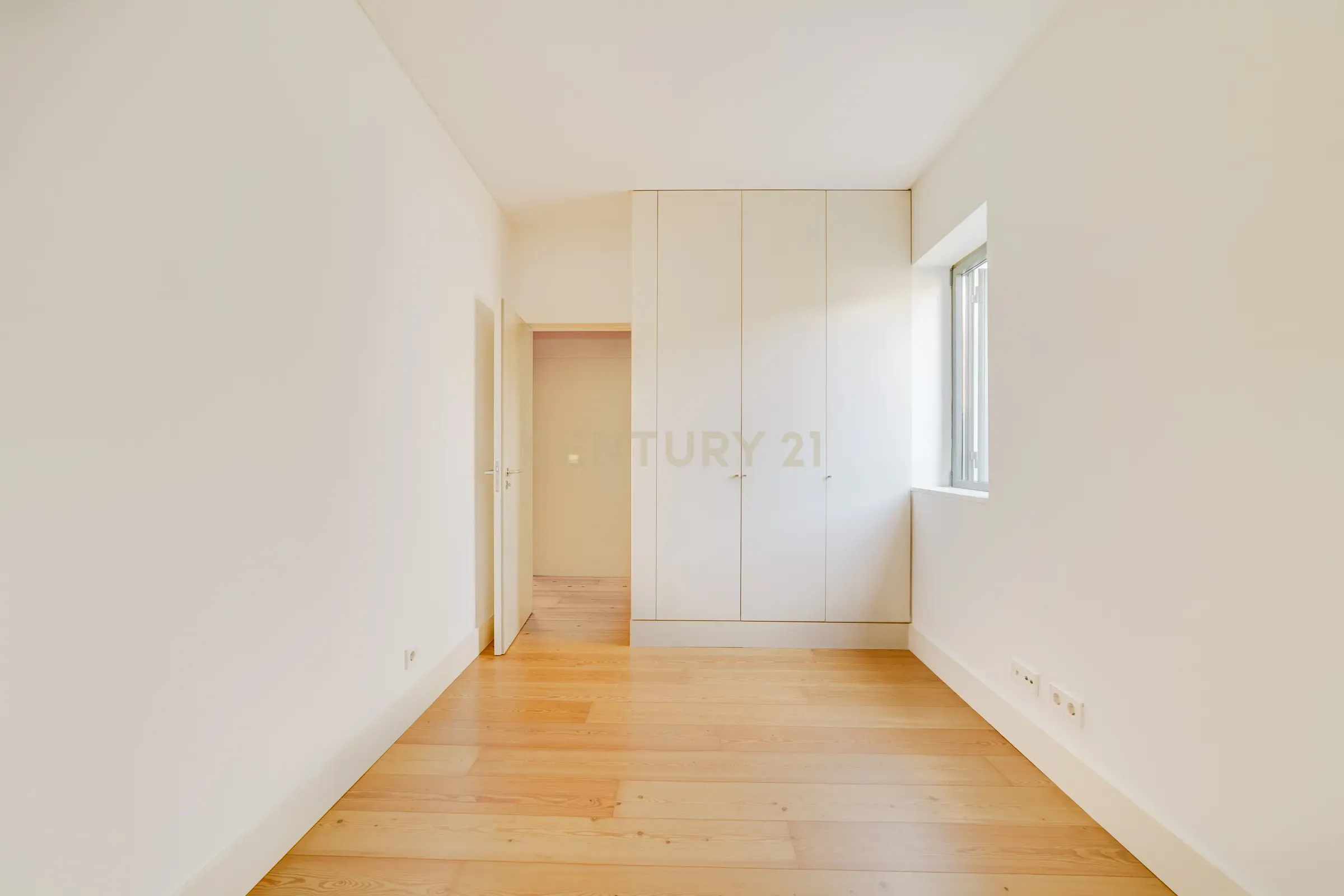 Encantador T2 de 81,5m² no coração do Príncipe Real - Image 13
