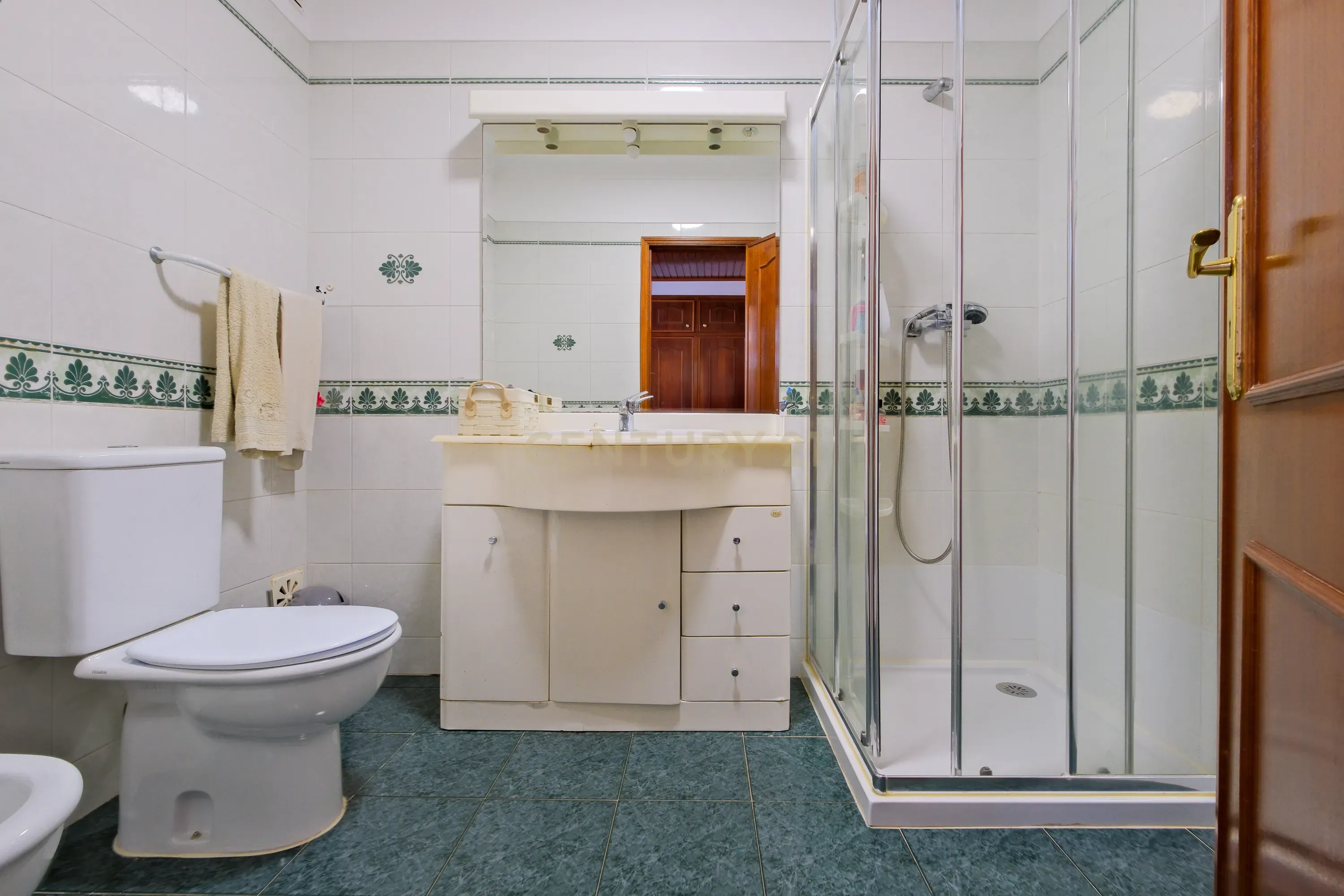 Duplex em Lisboa, Sintra: Espaço e Conforto com Vista Serra Sintra - Image 34