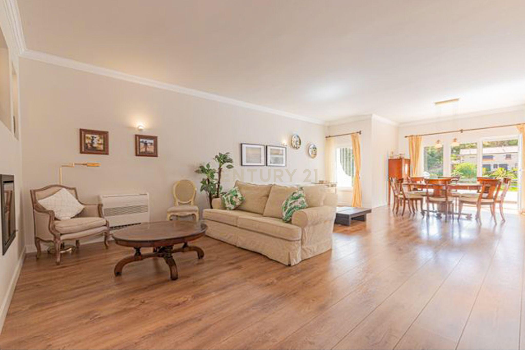 Apartamento T3+1 duplex com terraço no coração de Cascais - Image 29