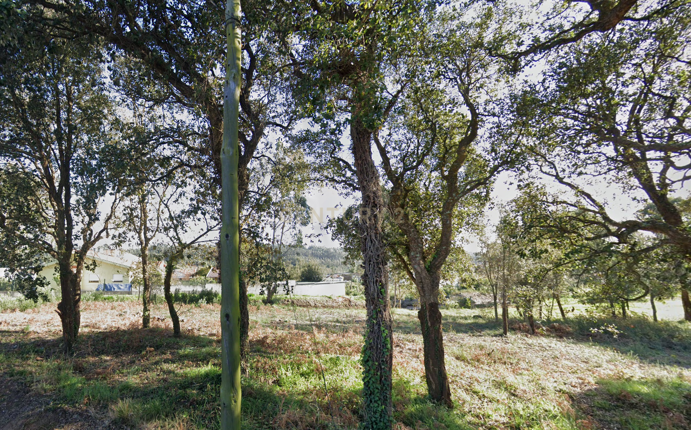 Land for sale in Espinho, Portugal — €62,000