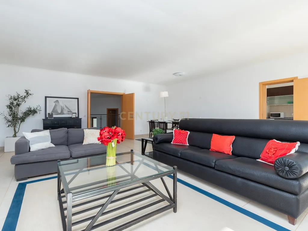 Moradia isolada, T4+1 à venda por 1.197.000€ - Image 2