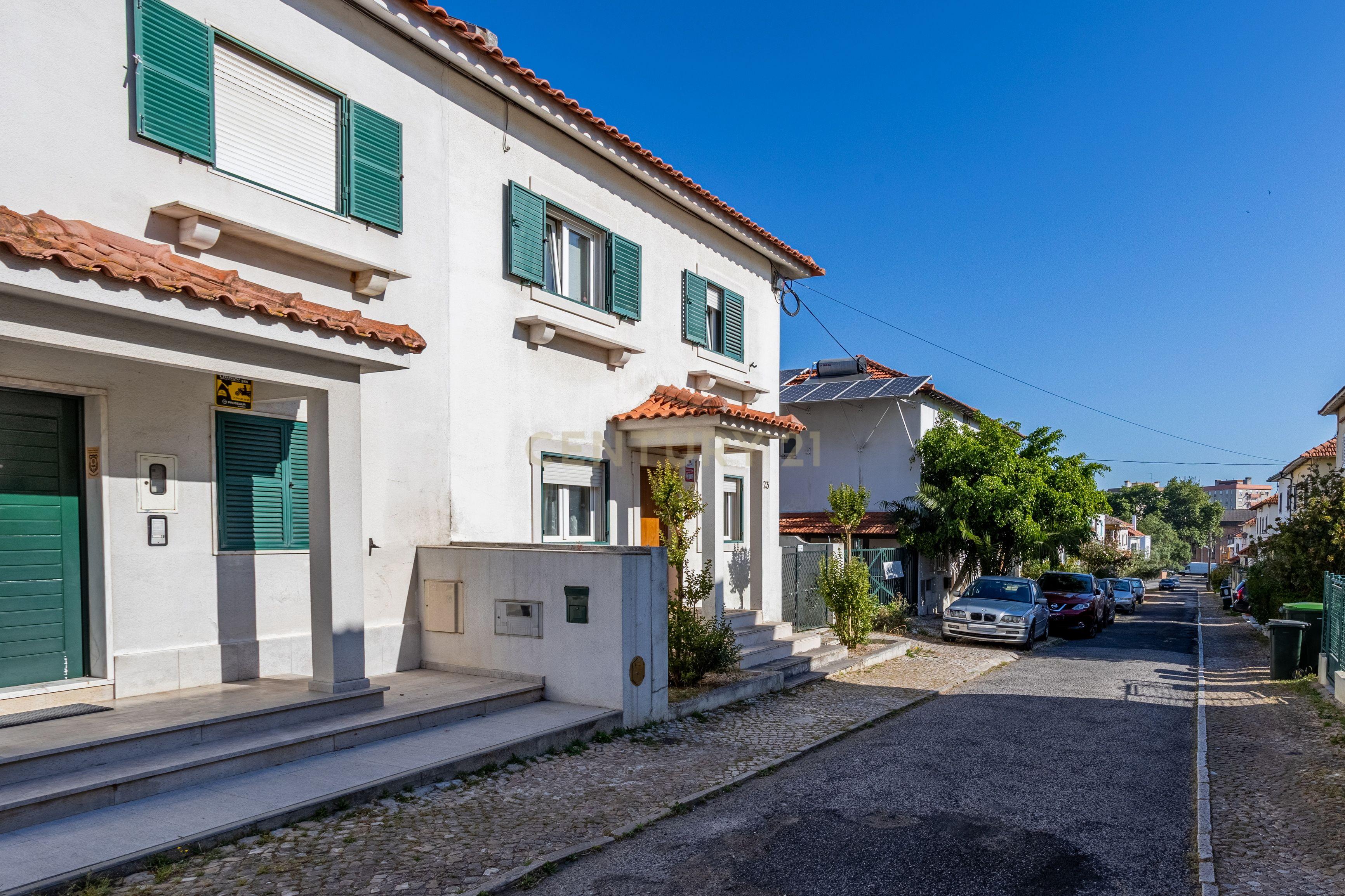 Moradia T3 no Bairro da Encarnação , Olivais - Image 29