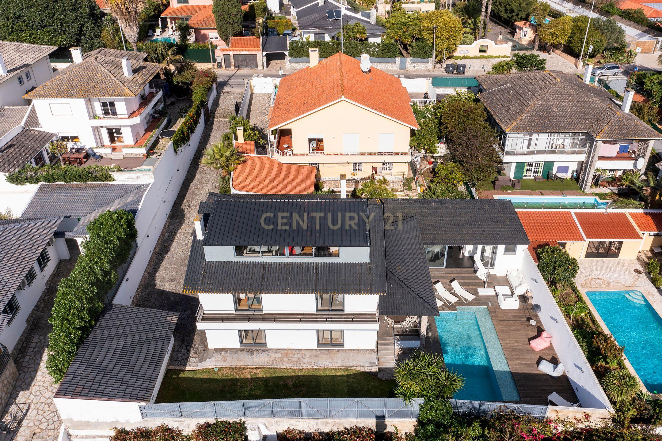 🏡 Luxo em Cada Detalhe: Moradia Exclusiva em Birre, Cascais - Image 57