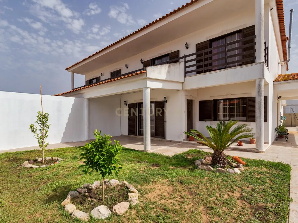 MORADIA T6, ESTRADA DE SANTAS, SETÚBAL - Image 17