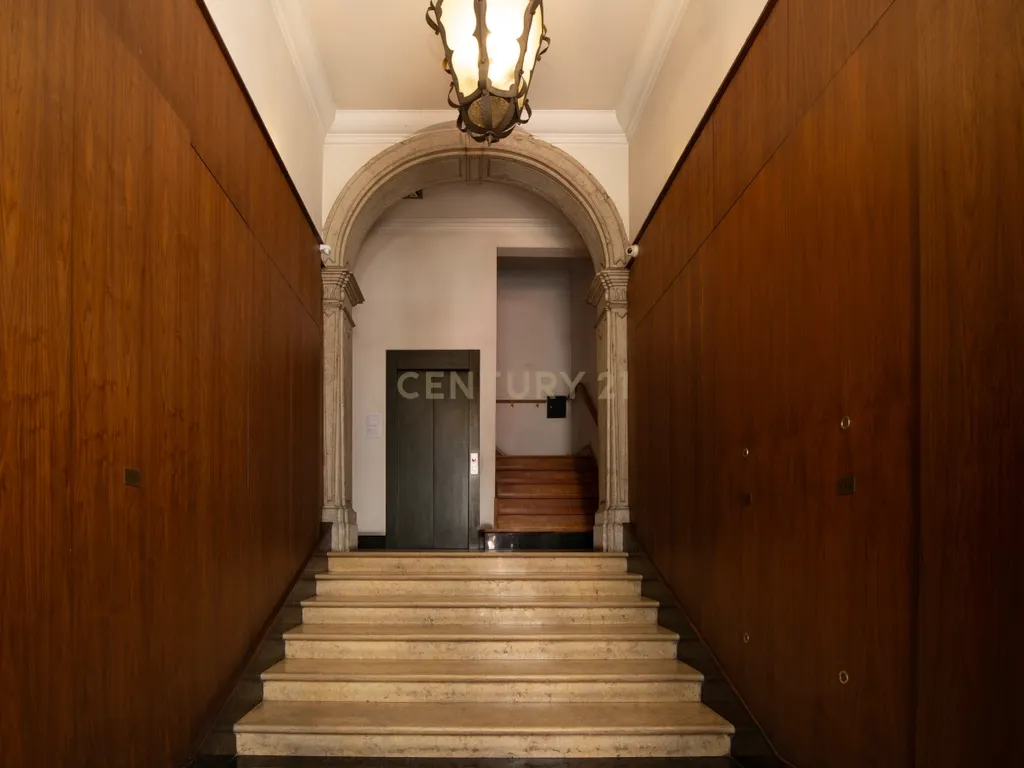 *Apartamento Exclusivo em Edifício Tradicional de Lisboa* - Image 24