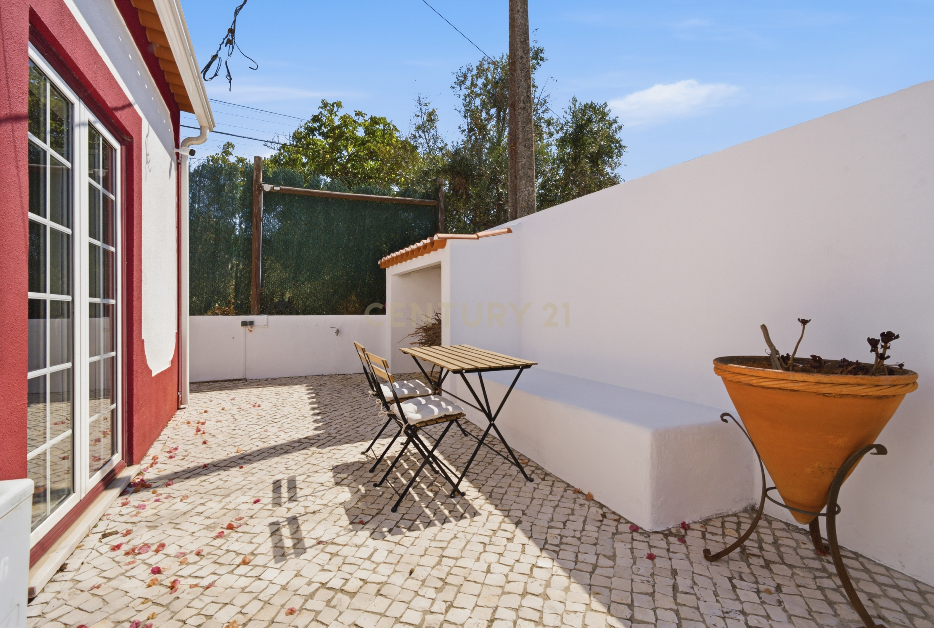 Fotografia 5 de Moradia T3+1 de Charme em Santarém: Privacidade Absoluta, Fibra e Proximidade a Lisboa