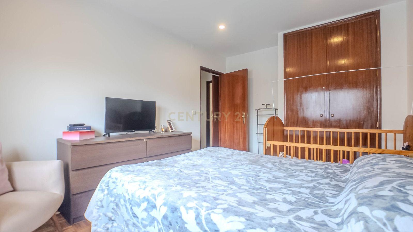 Apartamento T3 em Gondomar com luz natural e boa localização - Image 20