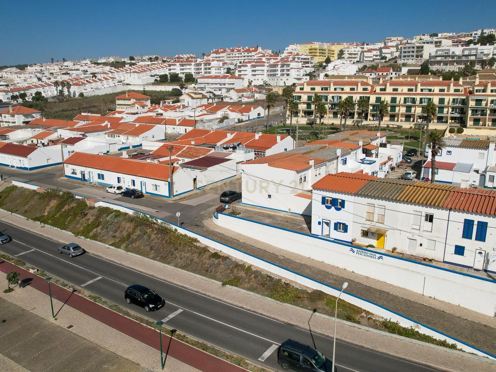Moradia T3 com Vista Mar na Ericeira - Image 40