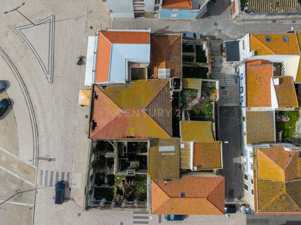 Edifício para reabilitação - Forte Peniche - 1ª Linha (3 Lotes) - Image 5