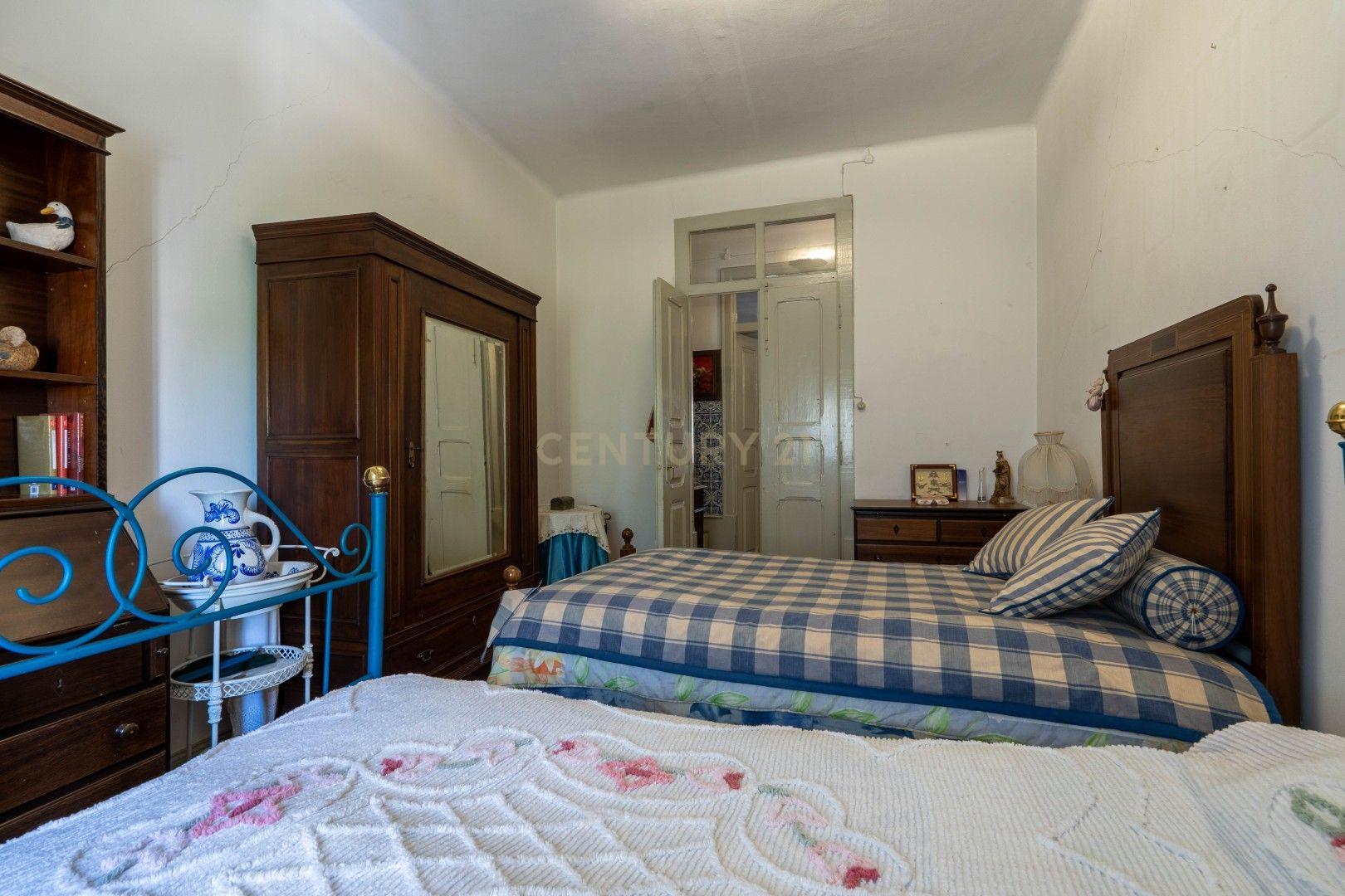 Fotografia 5 de Casa T5 para Recuperação em Lousã, Coimbra - 360m²