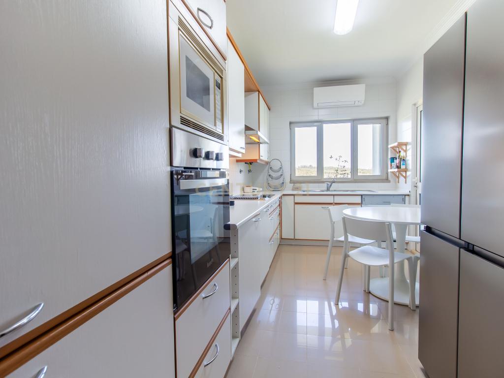 Apartamento T2 para arrendar - Belas Clube de Campo - Image 7