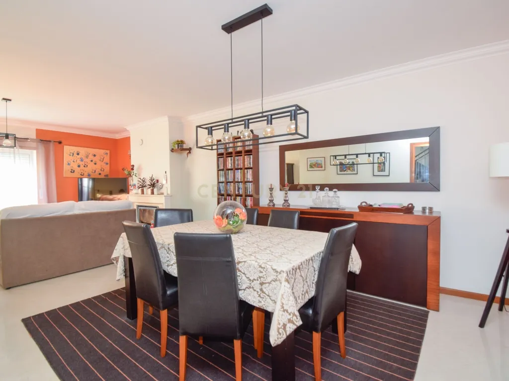 Moradia Geminada T3 com Suíte de 21,5 m² em São Domingos de Rana — Cascais - Image 8