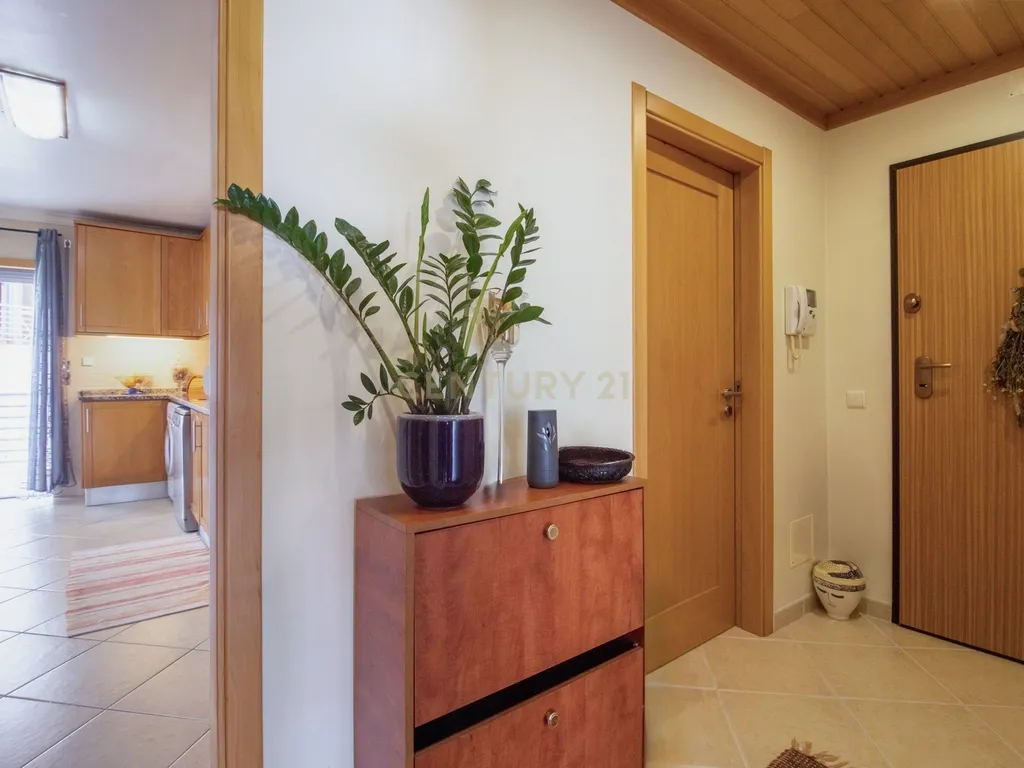 Apartamento T2 em Alfeizerão | Excelentes Áreas - Image 16