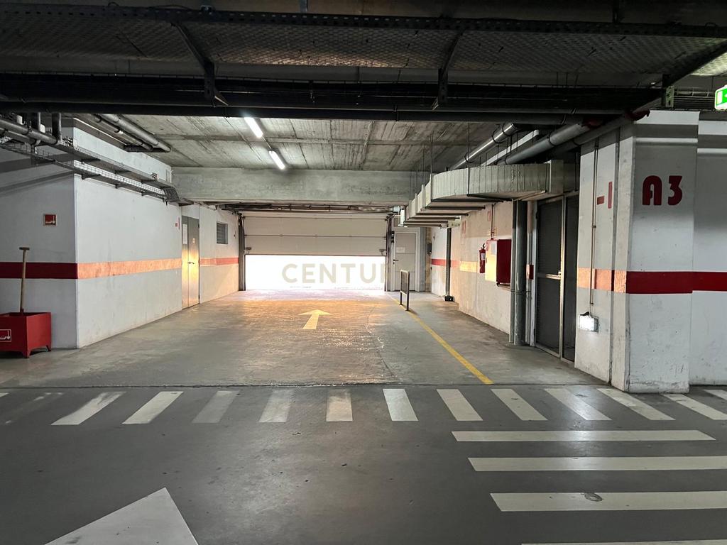 Viva com Tranquilidade em Lisboa a 150m do Parque Oeste – T1 Lumiar com Parqueamento e Arrecadação  - Image 30