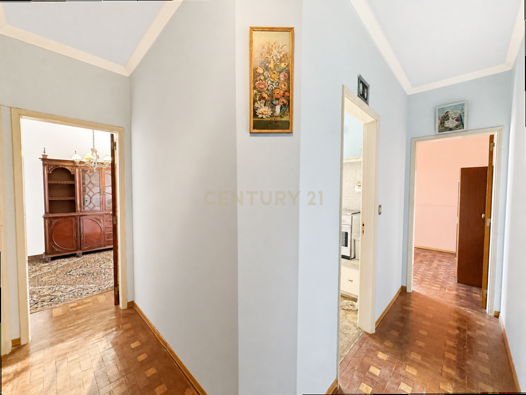 Apartamento T2 em Sacavém para Venda - Image 33