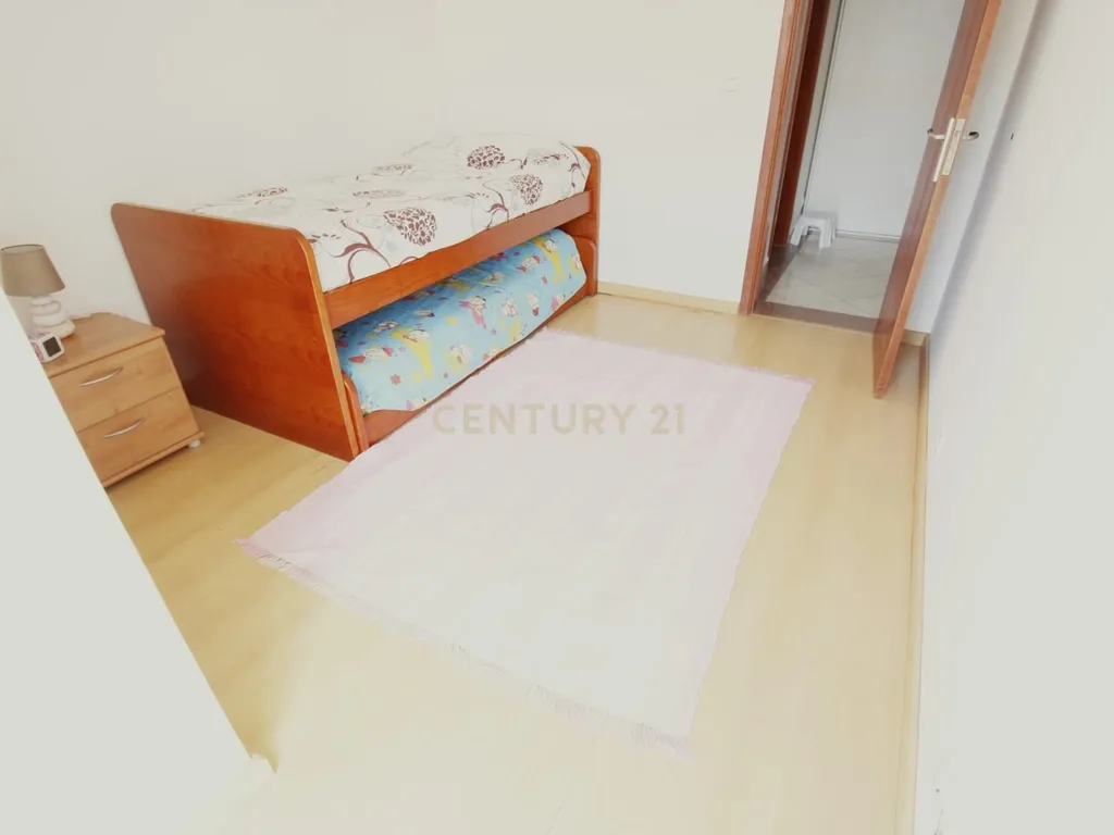 Apartamento T3 com Vista Serra em Alcabideche – Cascais - Image 10