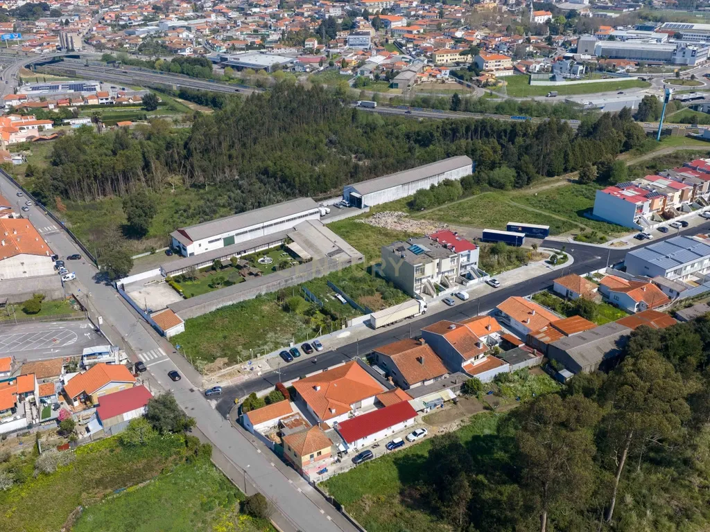 Terreno urbano | Construção habitação geminada em banda - Image 9