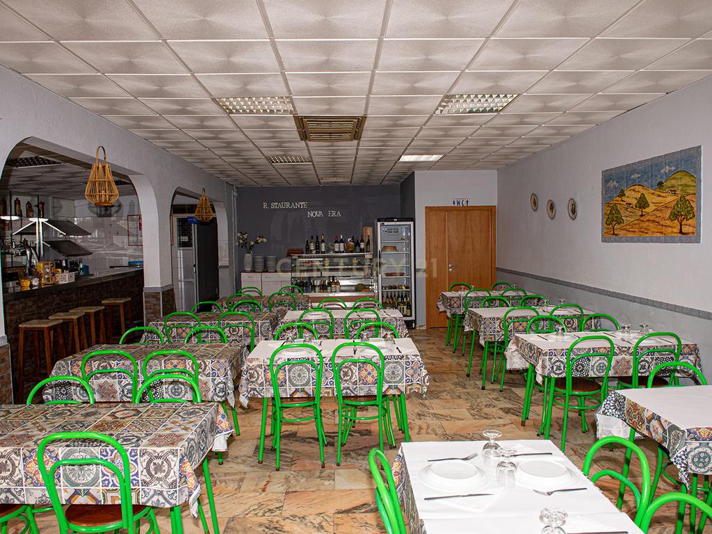 Restaurante com 60 lugares e um Apartamento T2 - Image 7