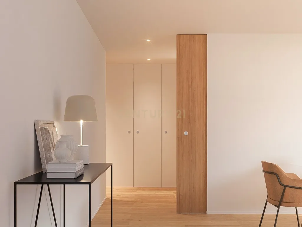 Condomínio do Sobreiro | T2 com 151m2 em Matosinhos, Senhora da Hora, junto ao metro - Image 11