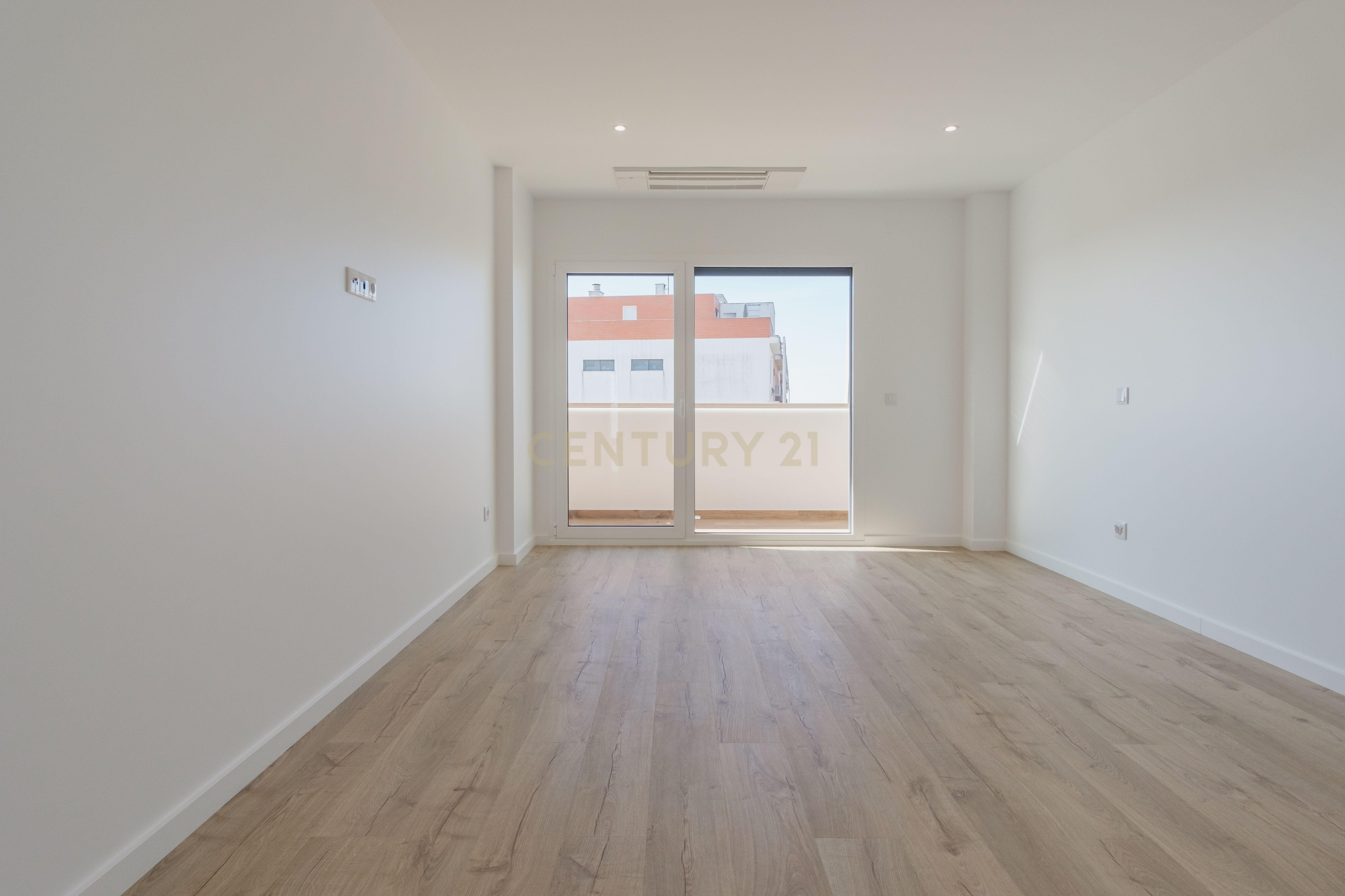 T3 - Luxuoso Apartamento Novo no Montijo com Vista Panorâmica - Image 25