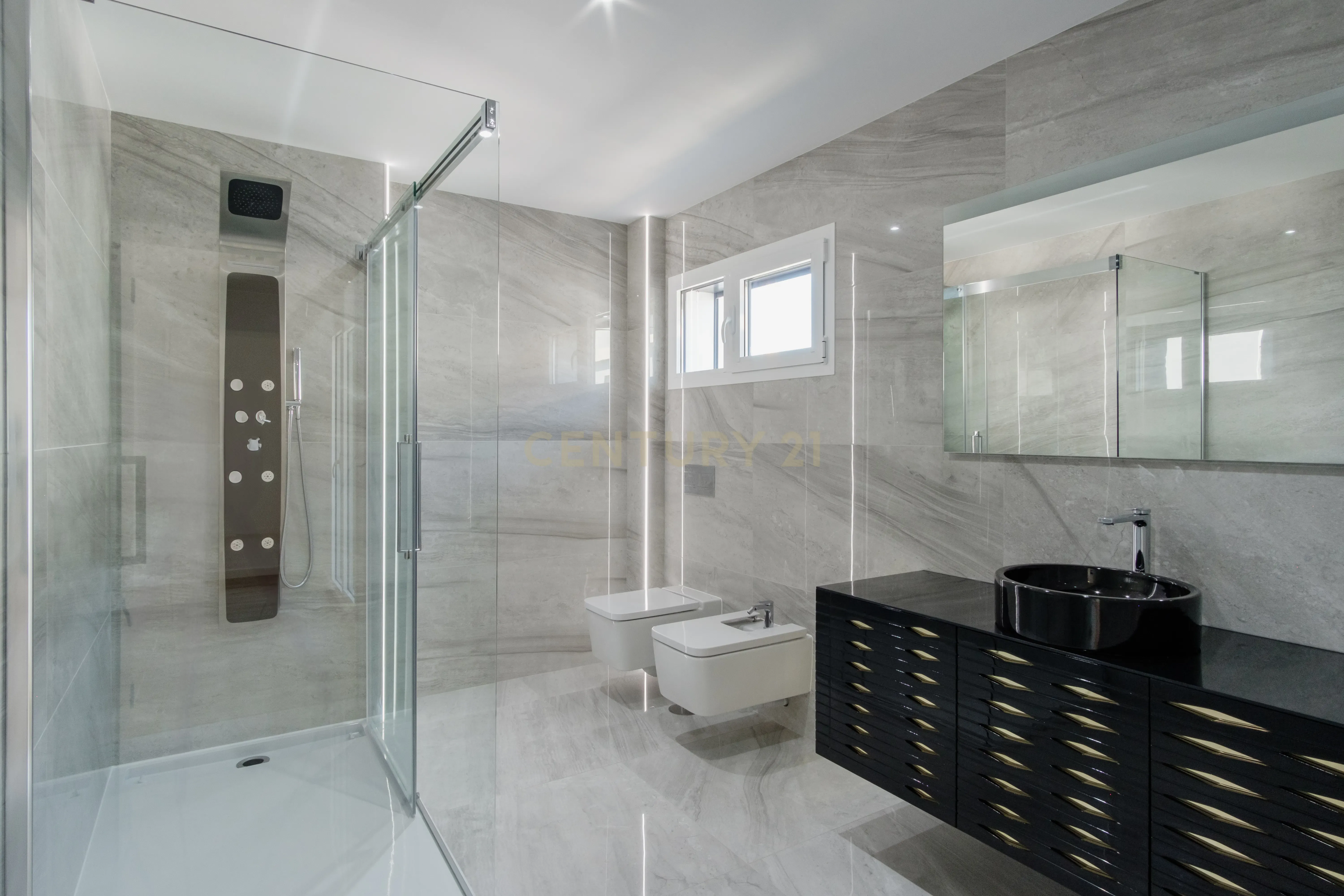 T4 Apartamento Novo no Montijo - Image 26