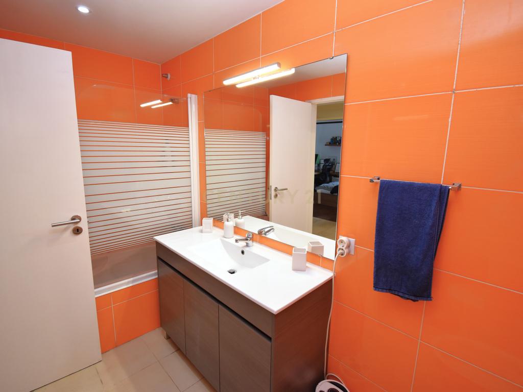 Excelente Apartamento T3 em Algés – Conforto e Localização Premium - Image 15
