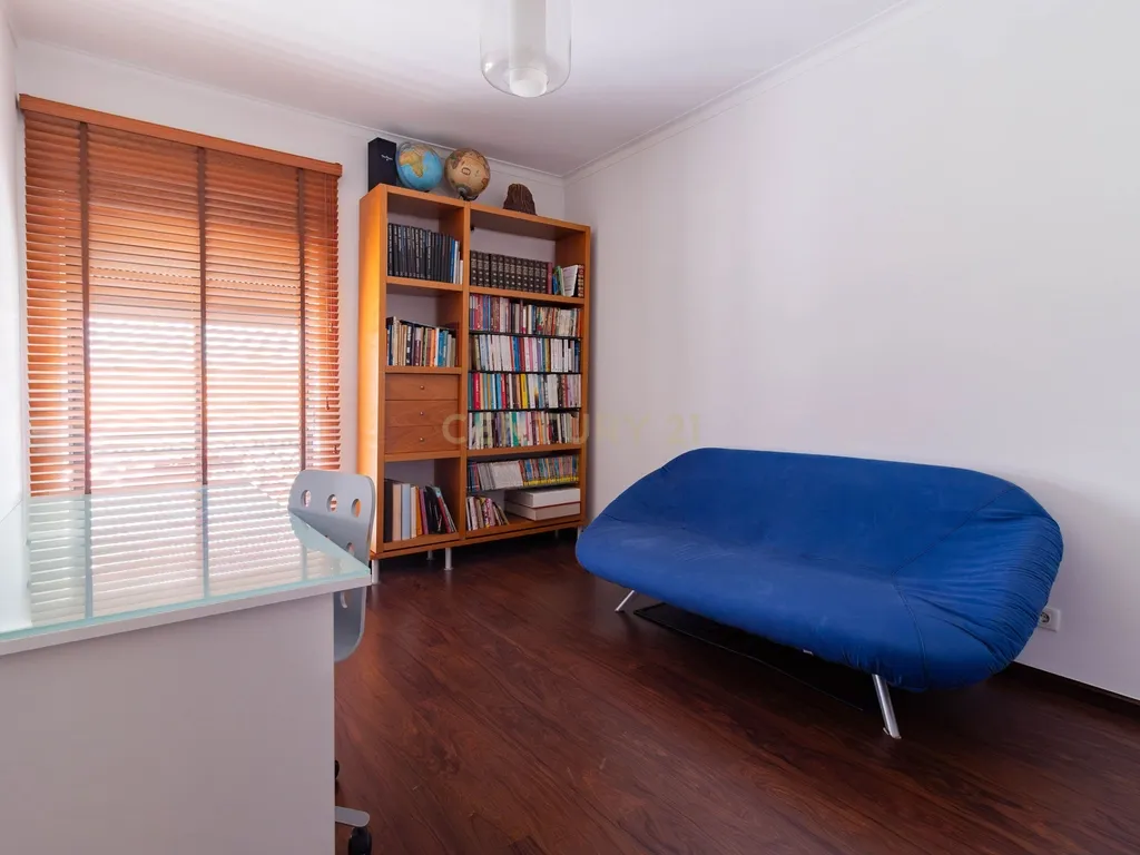 Moradia T3 com Jardim, Garagem e Cave em Embra, Marinha Grande - Image 26