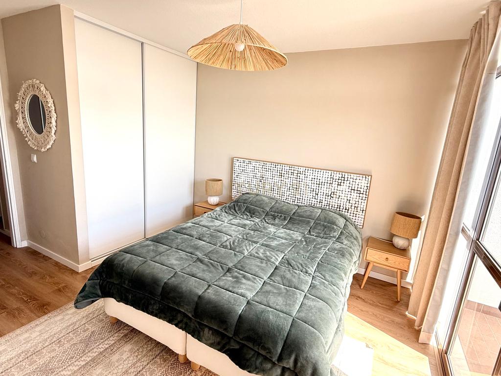 Apartamento T2 renovado em Armação de Pêra a 500 metros da praia. - Image 21