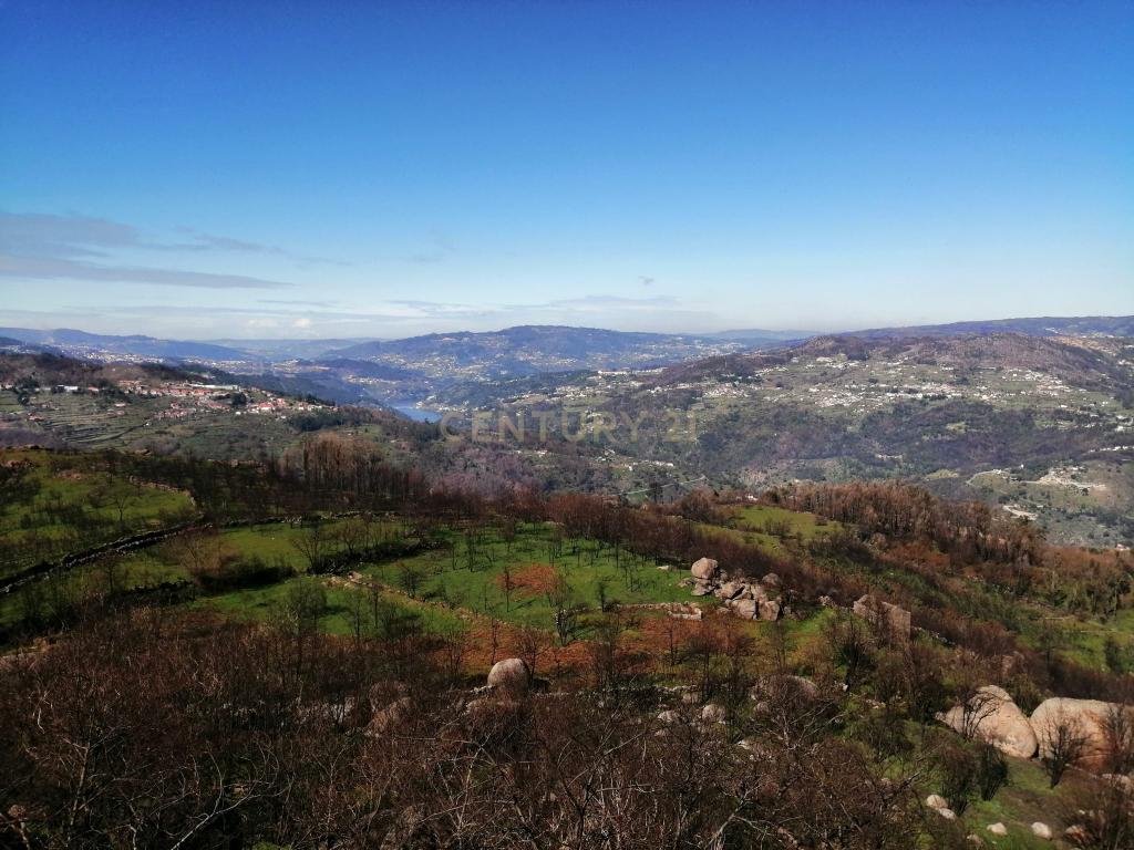 Terreno em Freigil, Resende com Vista Panorâmica e Acesso Fácil - Image 11