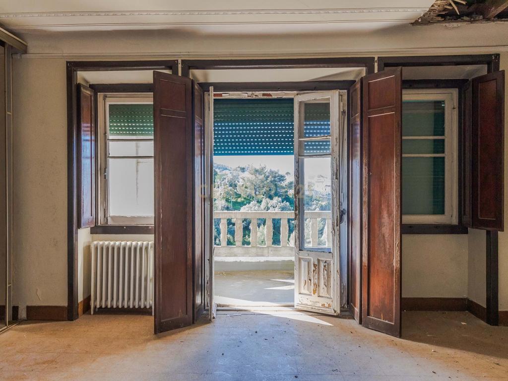 Palacete com 5 Quartos no Coração de Sintra - Image 20