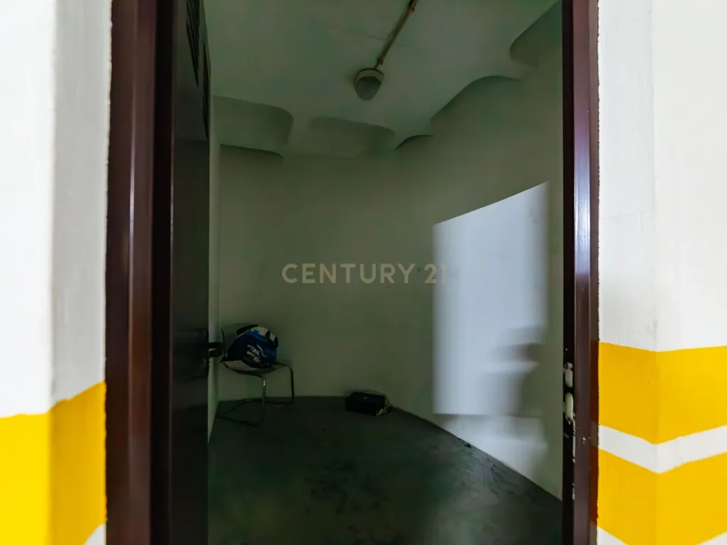 Apartamento T3 com vista da Varanda sobre o Rio Tejo nos Terraços da Ponte Sacavém - Image 35