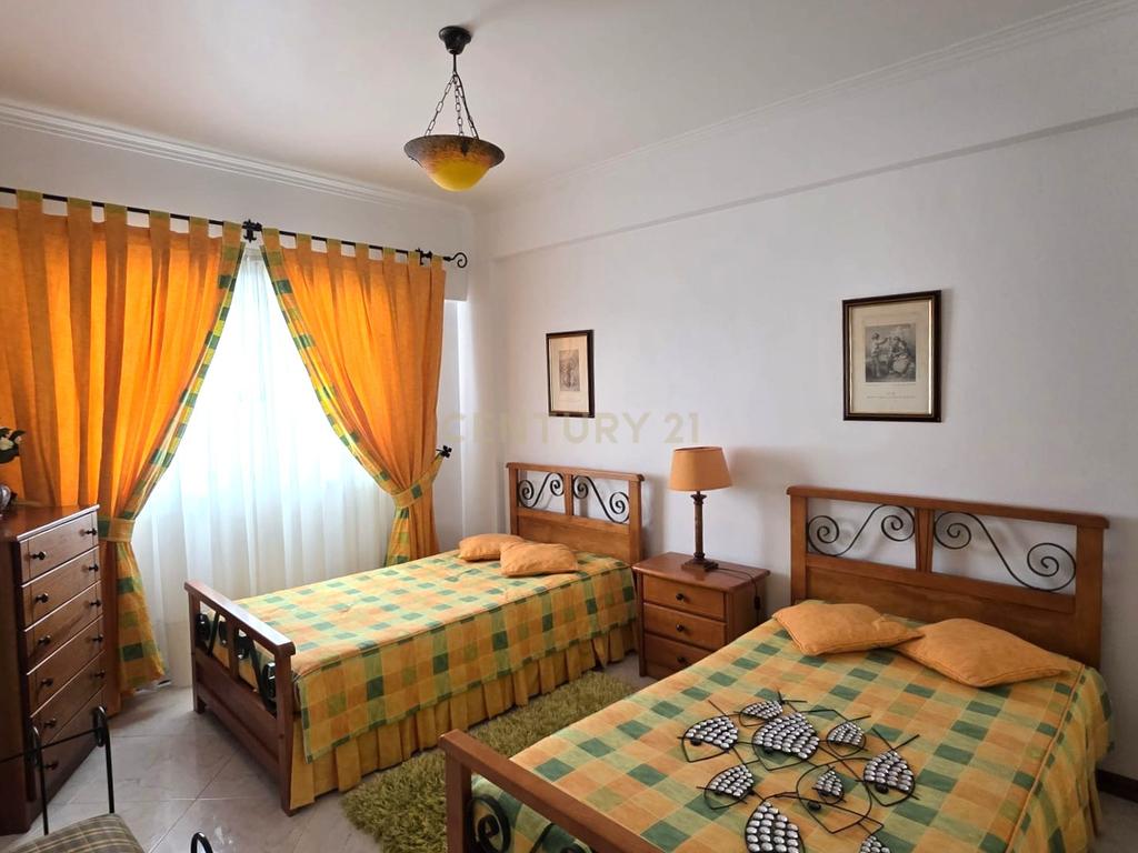  Apartamento T2 em Sesimbra, primeira linha da praia com Terraço Vista Mar - Image 22