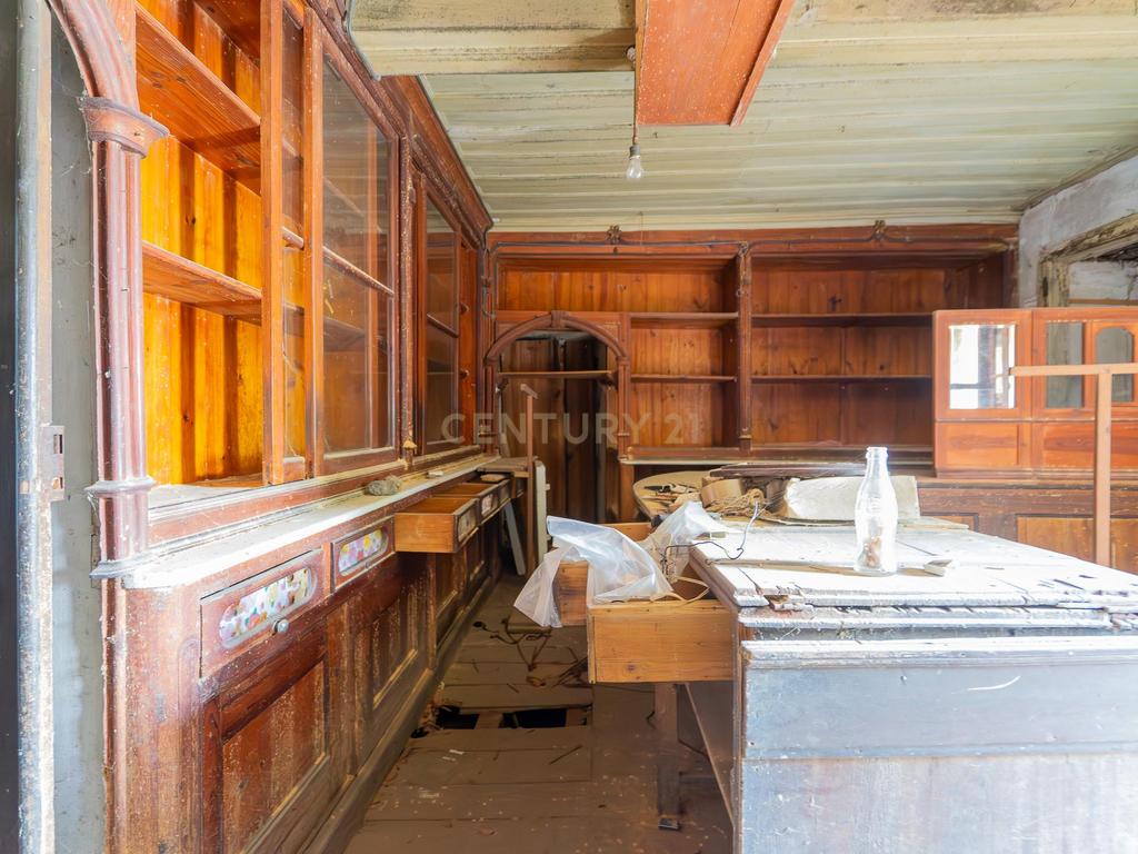 Moradia T6 antiga, para recuperar - Image 2
