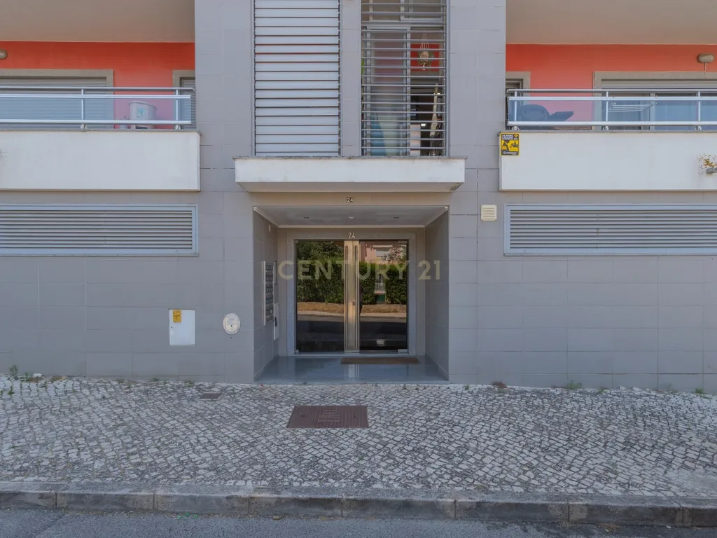Luxuoso apartamento no Monte Estoril, Cascais com Vista Panorâmica e Acessos - Image 38