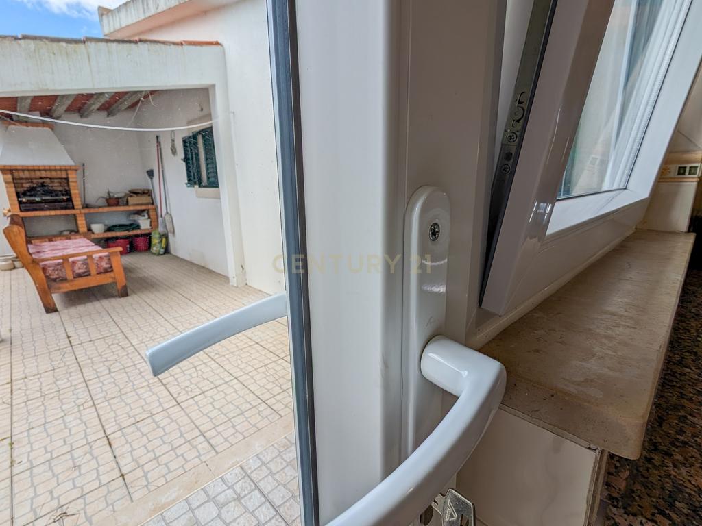 Quinta do Conde - Moradia Geminada Duplex com 142 m², com Garagem - Image 12
