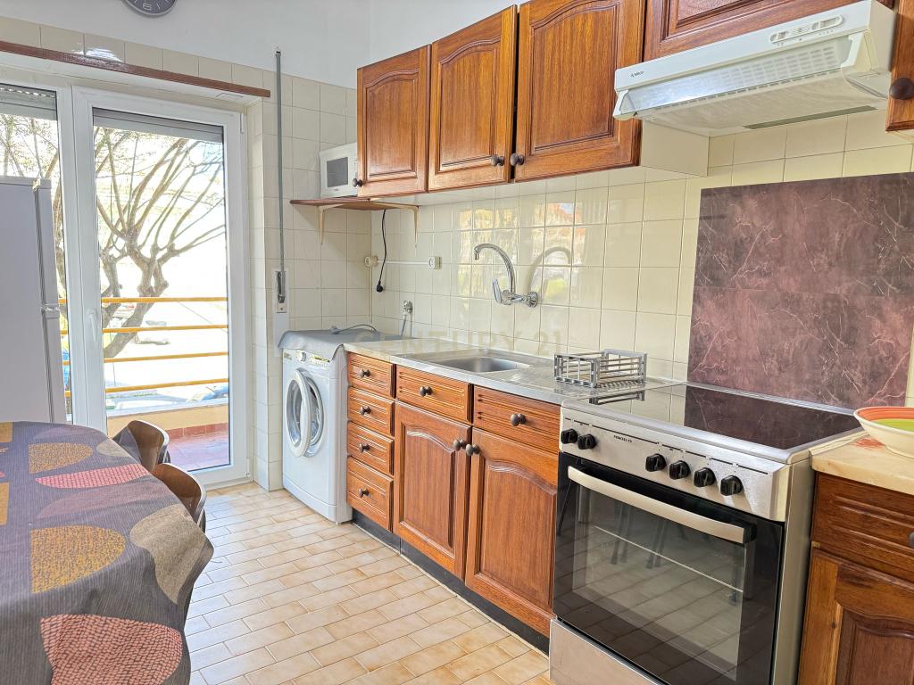 Apartamento T2 com varanda e elevador na Figueira da Foz - Image 9