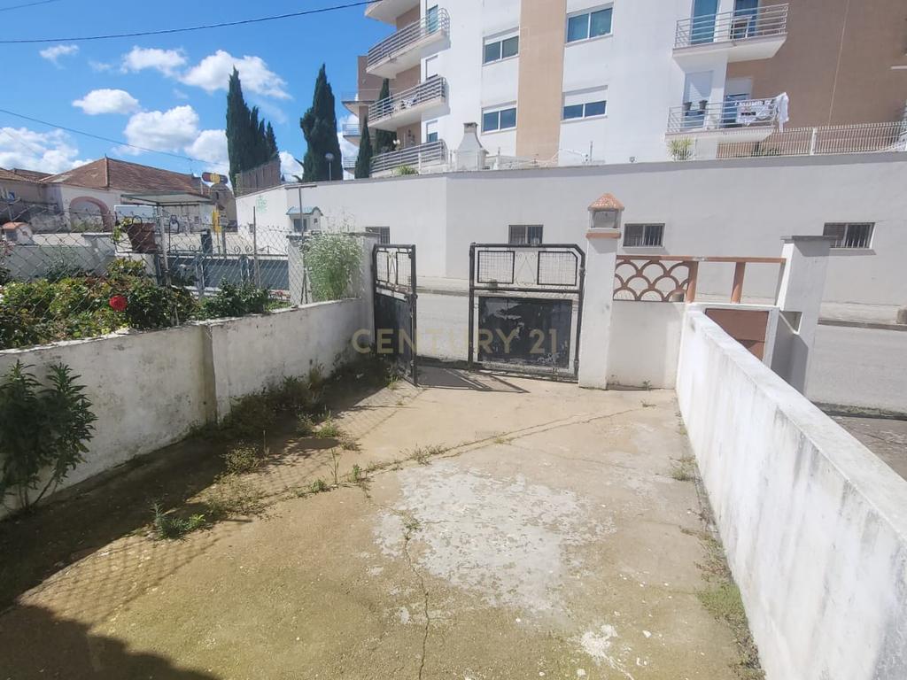 Moradia T2 em Vialonga - Image 6